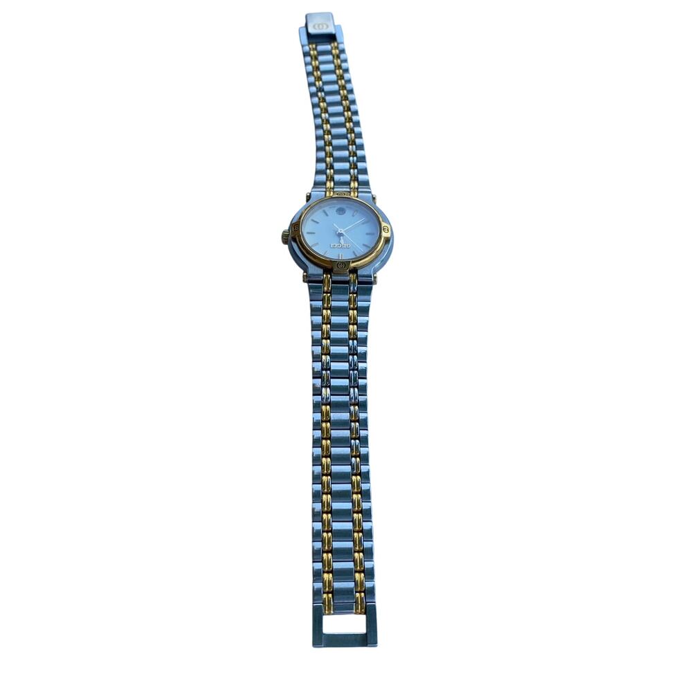 Gucci 3000L Gold & Silver Two-Tone Women’s Watch – Date – 26mm Quartz – 5.5” - Picture 5 of 10